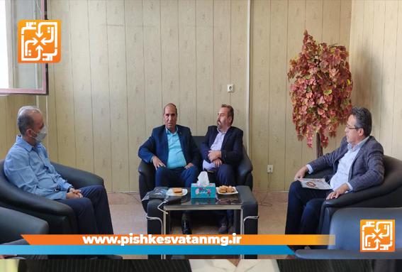 نشست مدیرعامل شرکت پیشکسوتان ماندگار غدیر با مدیران مرکز رشد فناورری دانشگاه آزاد